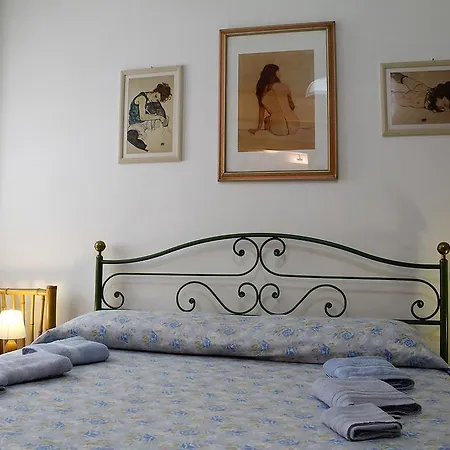 Gasthof Cisanello Guesthouse *