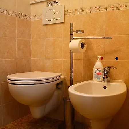 Cisanello Guesthouse