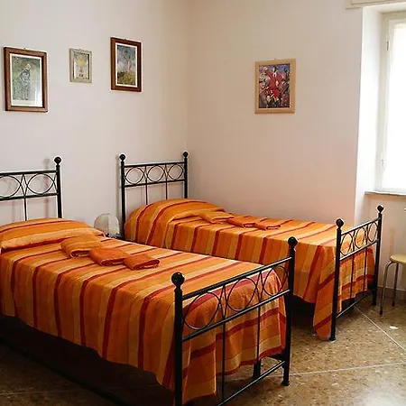 Cisanello Guesthouse Gasthof *